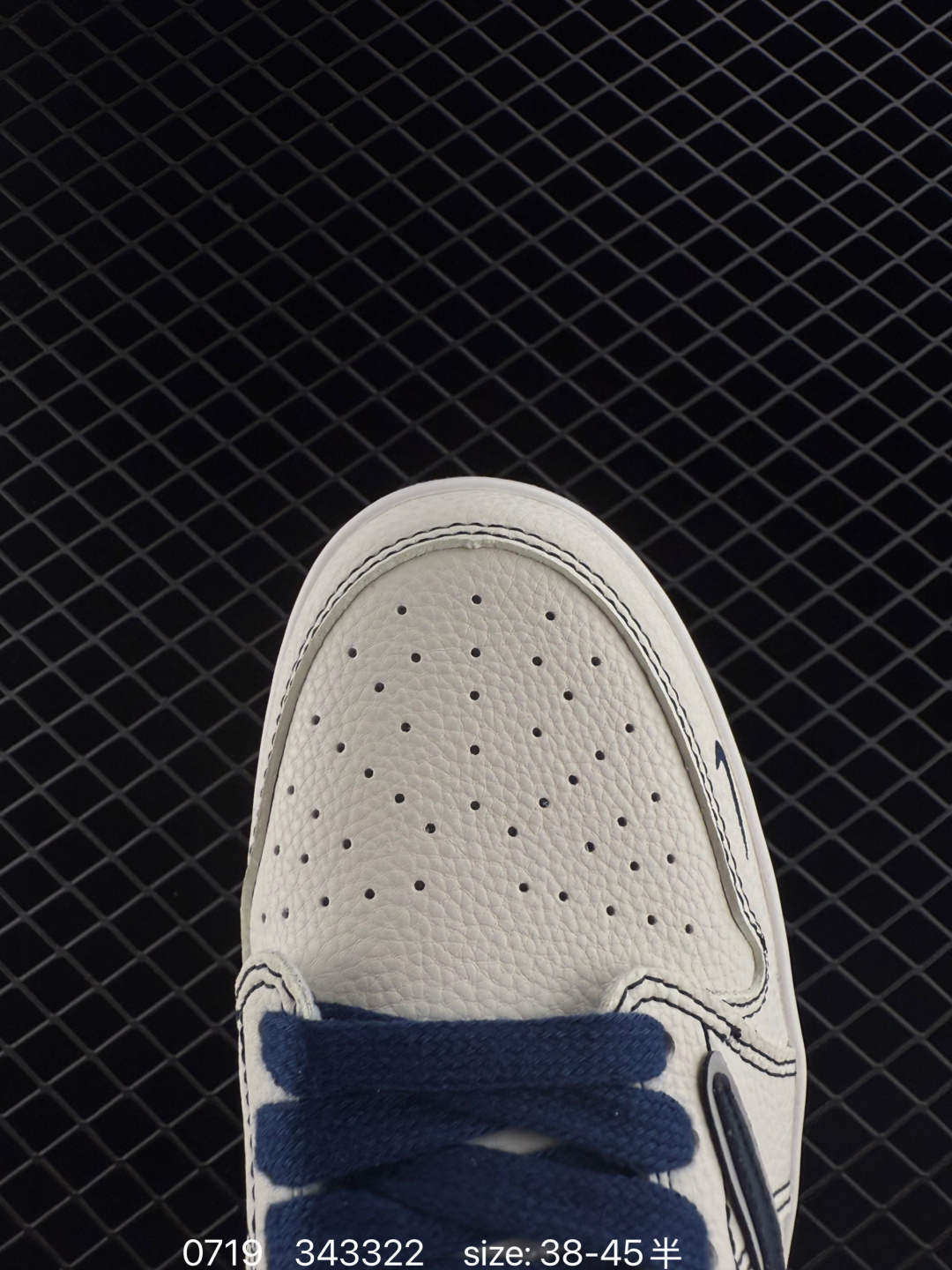 Travis Scott x Air Jordan 1 ” Reverse Mocha “